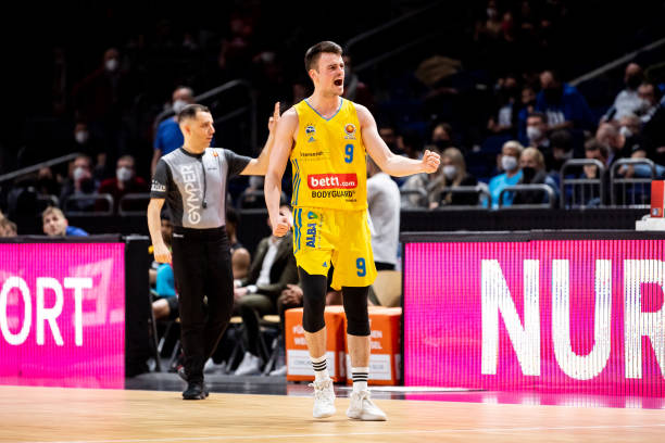 的对决中 的对决中