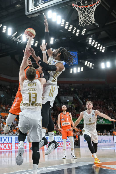 间和距离来 间和距离来