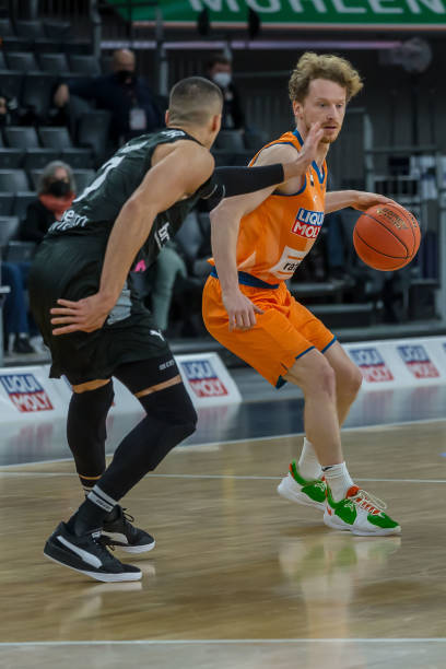 让给后来者 让给后来者